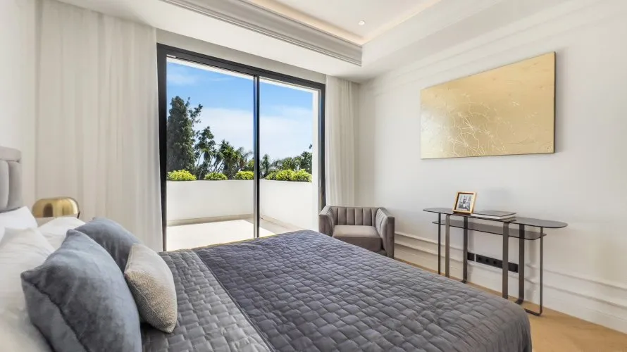 Villa de 6 chambres à Marbella, Spain No. 410 № 14