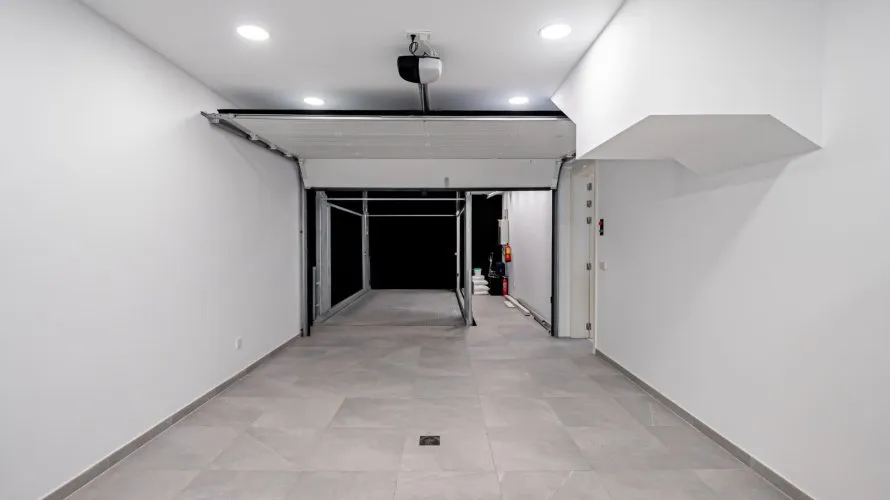 Villa de 4 chambres à Marbella, Spain No. 409 № 12