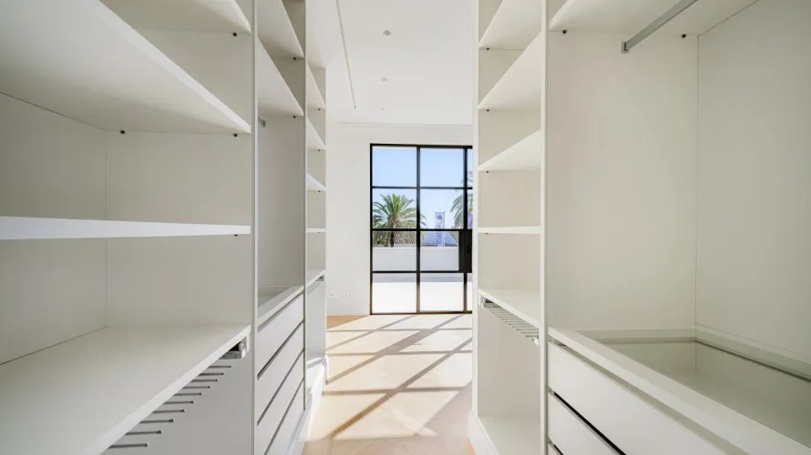 Villa de 4 chambres à Nueva Andalucia, Spain No. 276 № 12