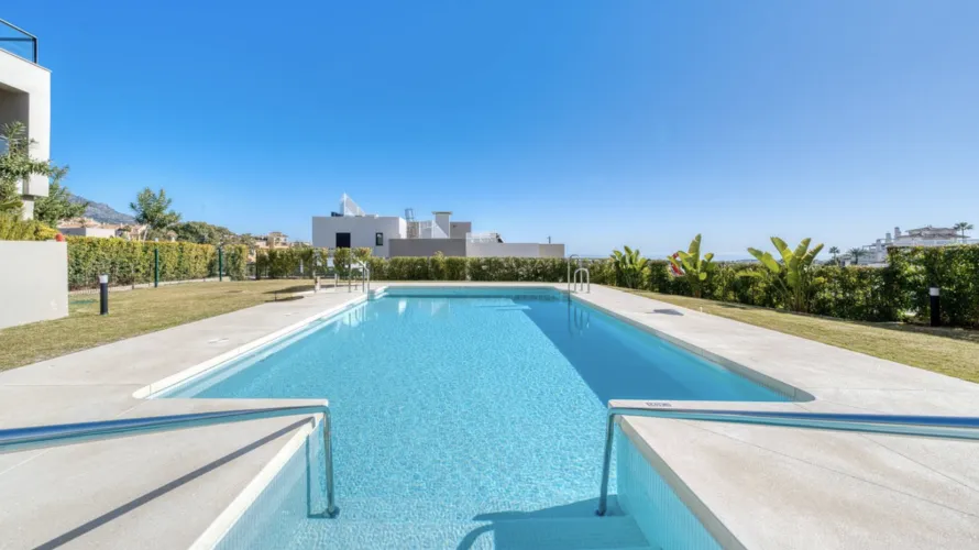 Apartment de 2 chambres à Marbella, Spain No. 412 № 20