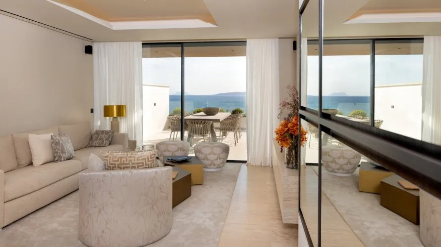 Apartment de 2 chambres à Estepona, Spain No. 356