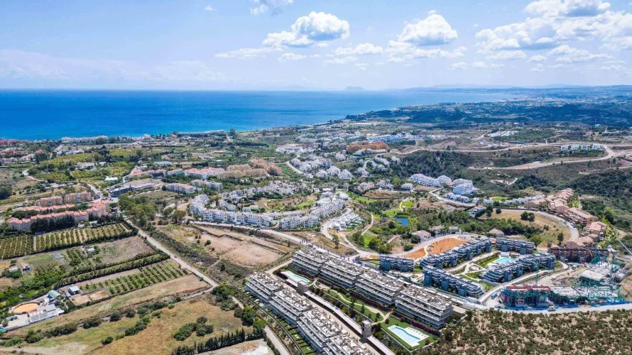 Apartment de 2 chambres à Estepona, Spain No. 237 № 2