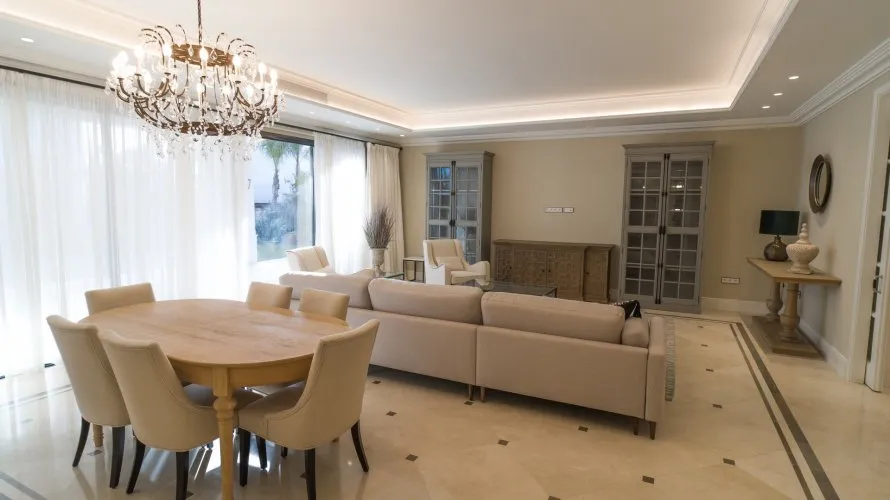 Villa de 6 chambres à Marbella, Spain No. 411 № 12