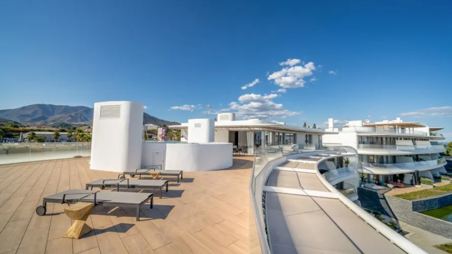 Penthouse de 3 chambres à Estepona, Spain No. 386