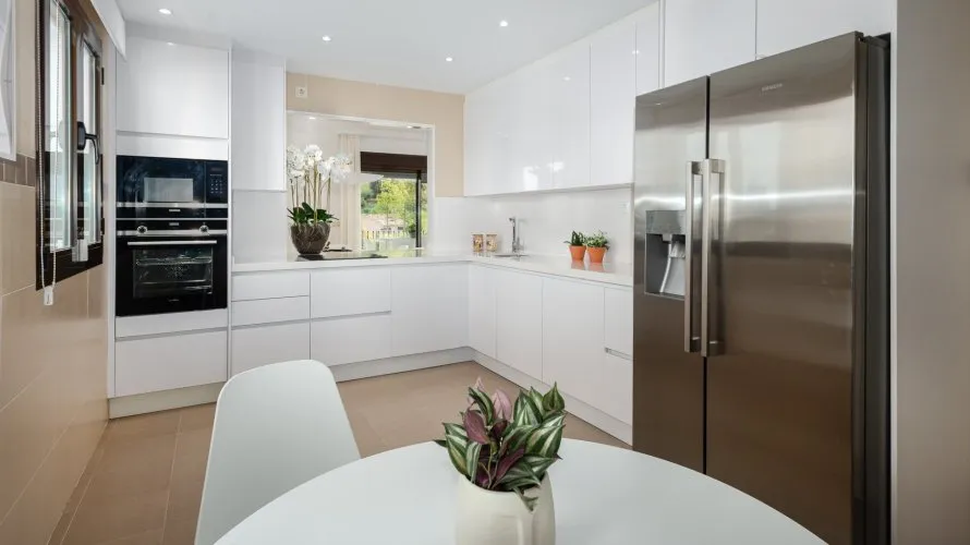 Villa de 3 chambres à Estepona, Spain No. 186 № 9