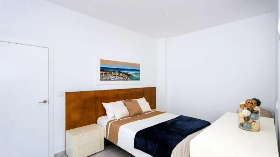 Villa de 3 chambres à Daya Nueva, Spain No. 666 № 16