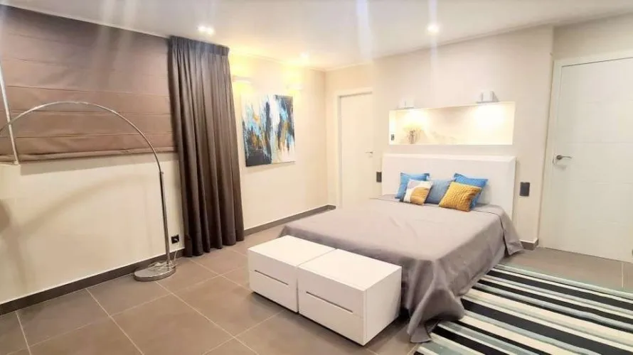 Villa de 5 chambres à Calpe, Spain No. 763 № 27