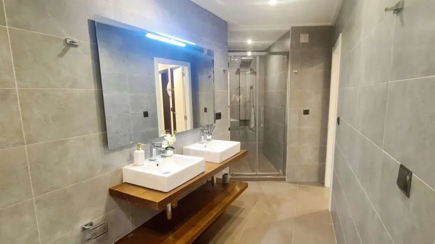 Villa de 5 chambres à Calpe, Spain No. 763 № 24
