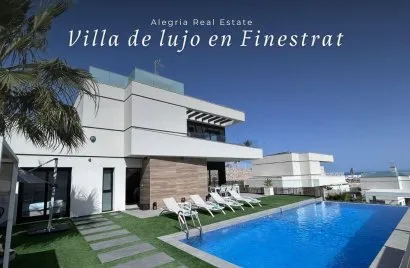Villa de 3 chambres à Finestrat, Espagne No. 1316