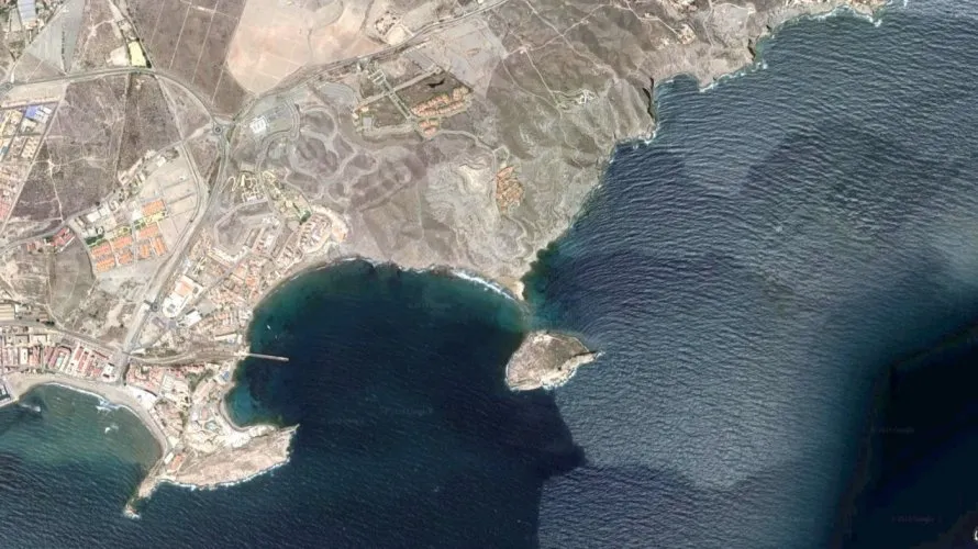Apartment de 2 chambres à Aguilas, Espagne No. 675 № 2