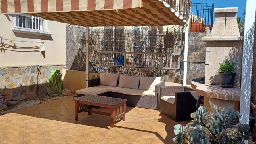 Bungalow de 80m² à Alicante, Espagne No. 1319 № 12