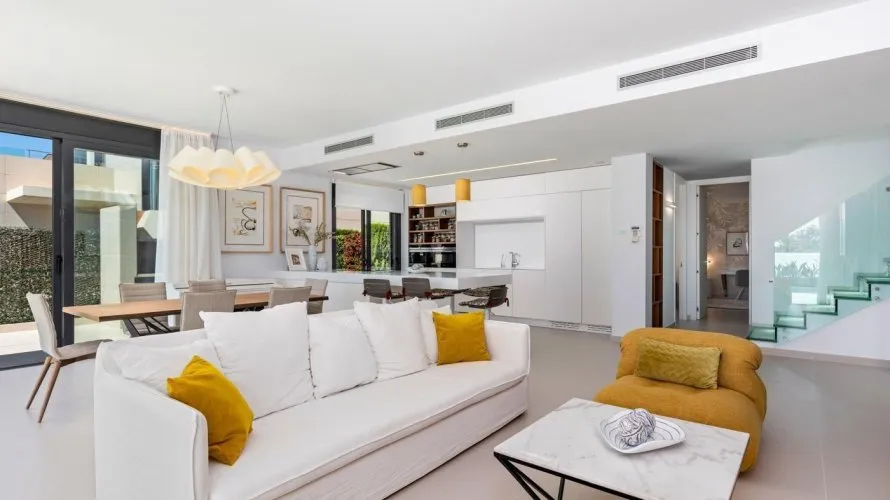 Villa de 4 chambres à Campoamor, Spain No. 1041 № 14
