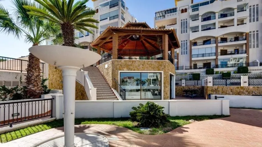 Apartment de 3 chambres à Guardamar del Segura, Espagne No. 1017 № 3