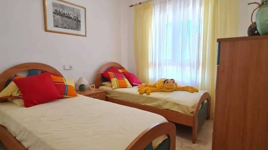 Villa de 124m² à Alicante, Espagne No. 1228 № 14