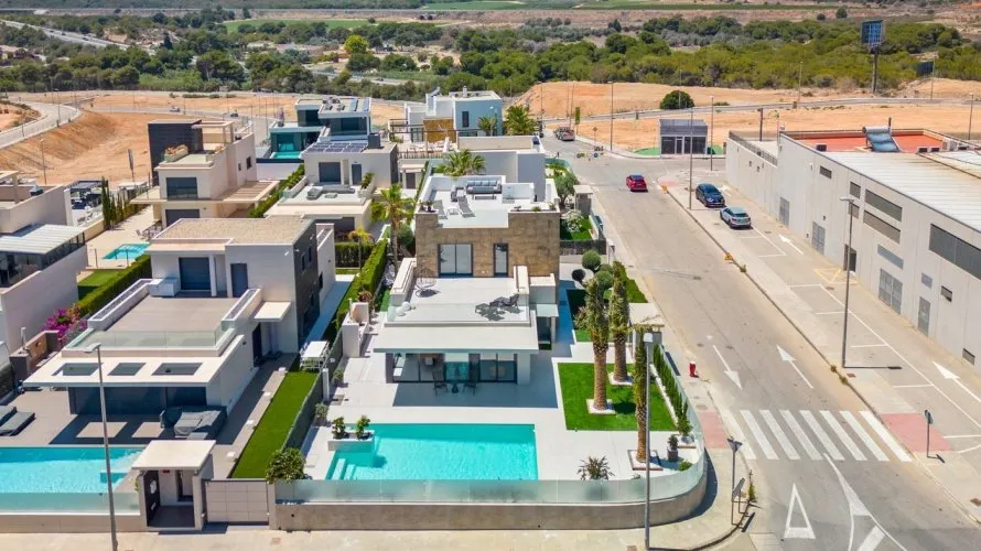 Villa de 4 chambres à Campoamor, Spain No. 1041 № 7