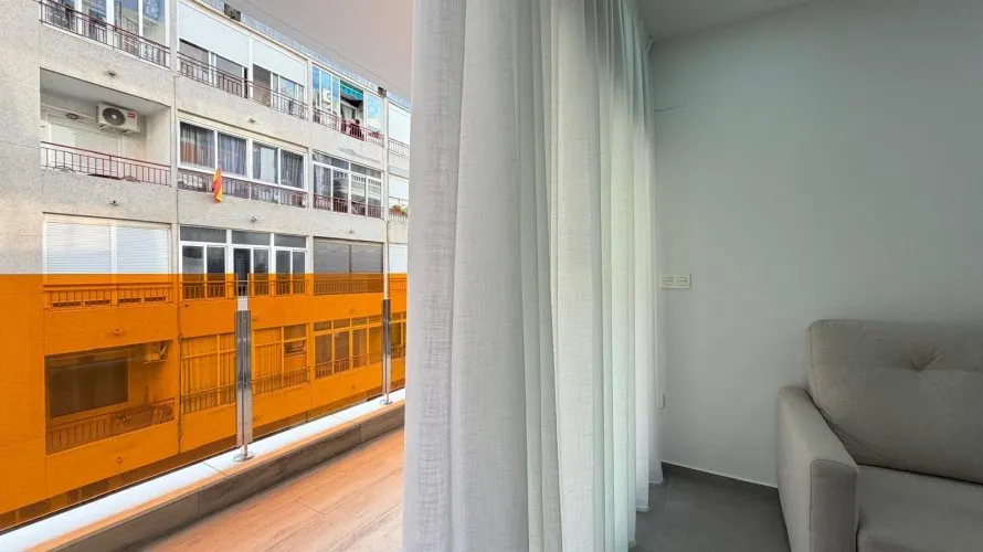 Apartment de 3 chambres à Torrevieja, Espagne No. 620 № 1