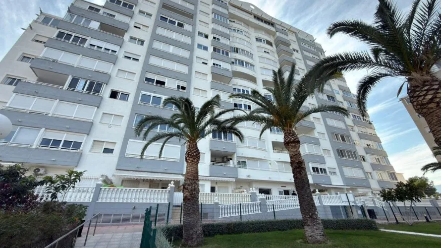 Apartment de 2 chambres à Villajoyosa, Espagne No. 1315 № 17