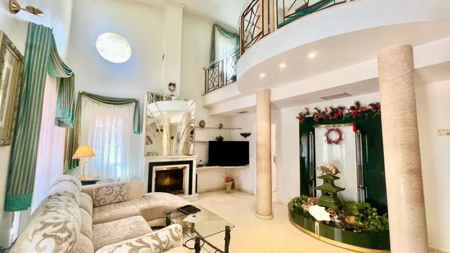 Villa de 3 chambres à Torrevieja, Spain No. 564