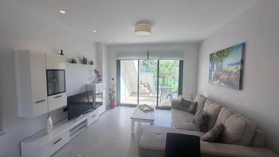 Bungalow de 160m² à Guardamar del Segura, Espagne No. 1144 № 3