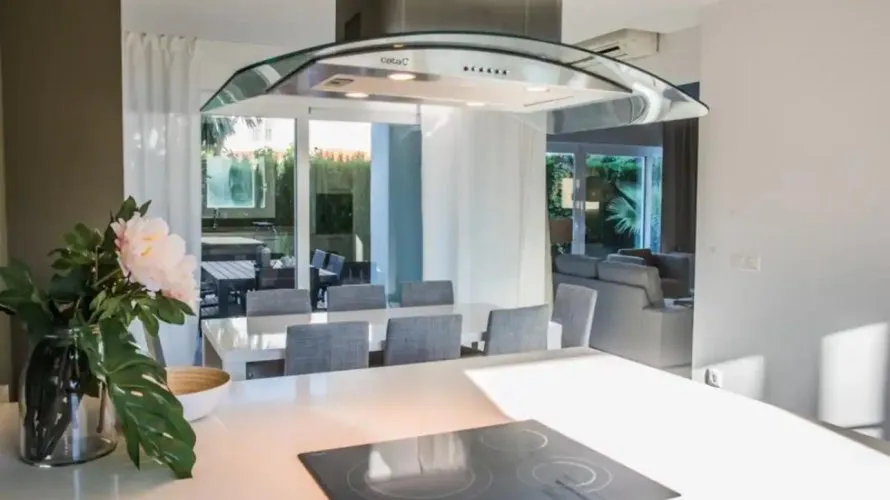 Villa de 4 chambres à Albir, Espagne No. 937 № 14