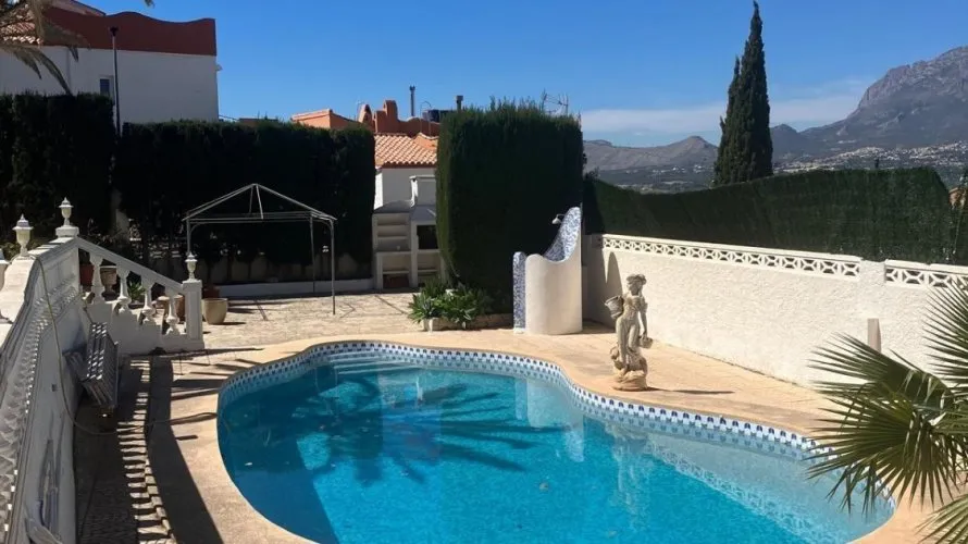 Villa de 4 chambres à Albir, Espagne No. 979 № 27