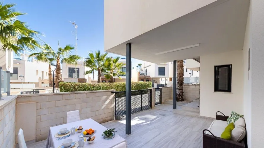 Villa de 3 chambres à La Zenia, Spain No. 638 № 4