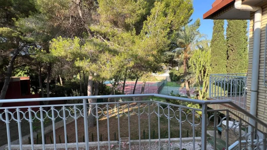 Villa de 4 chambres à Campoamor, Espagne No. 971 № 15