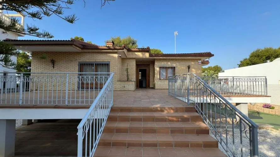 Villa de 4 chambres à Campoamor, Espagne No. 971 № 6
