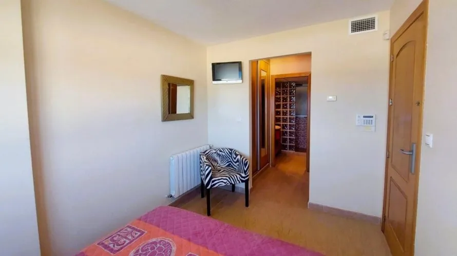 Apartment de 4 chambres à Torrevieja, Espagne No. 957 № 16