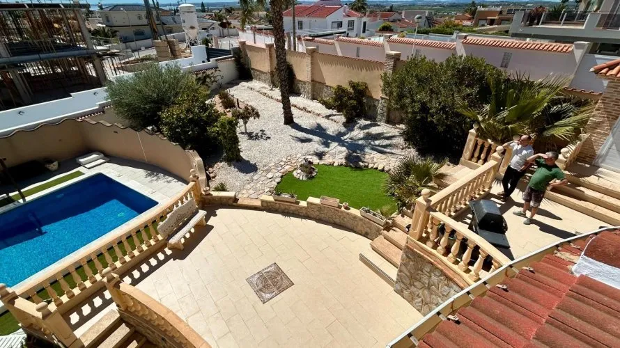 Villa de 5 chambres à Rojales, Espagne No. 1302 № 1