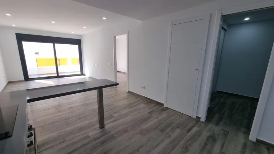 Apartment de 3 chambres à Torrevieja, Espagne No. 554 № 6