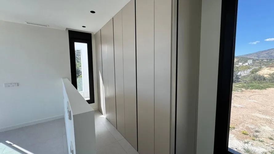 Villa de 3 chambres à Finestrat, Espagne No. 1270 № 19