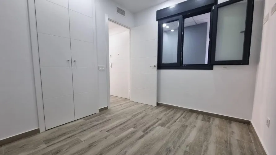 Apartment de 3 chambres à Torrevieja, Espagne No. 554 № 15