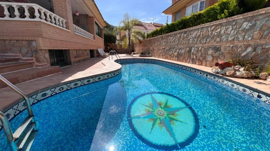Villa de 480m² à Benidorm, Espagne No. 1036 № 2