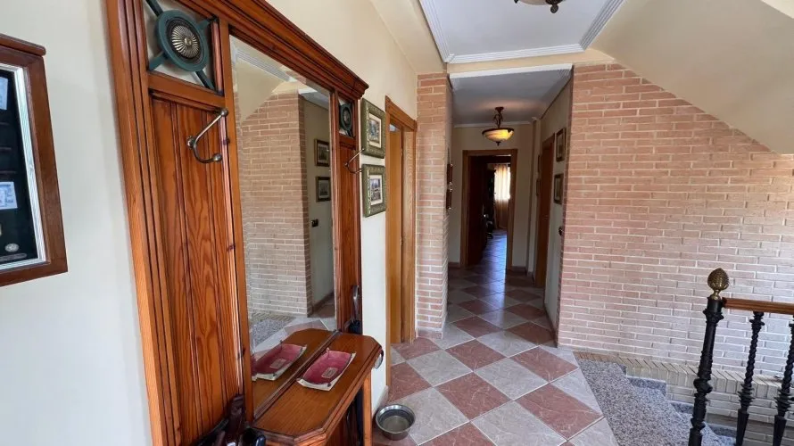 Villa de 480m² à Benidorm, Espagne No. 1036 № 16