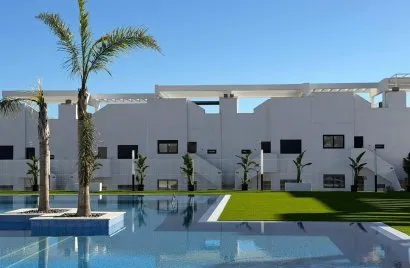 Bungalow de 2 chambres à Finestrat, Espagne No. 1249