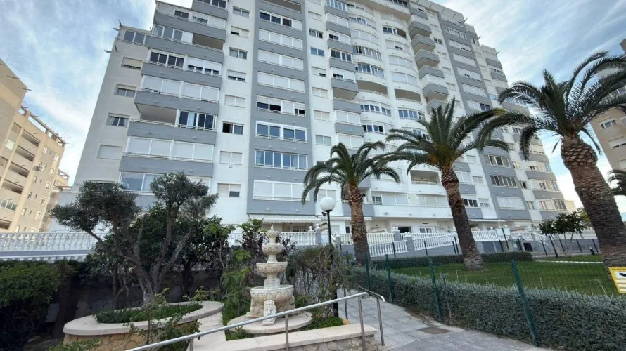Apartment de 2 chambres à Villajoyosa, Espagne No. 1315 № 16