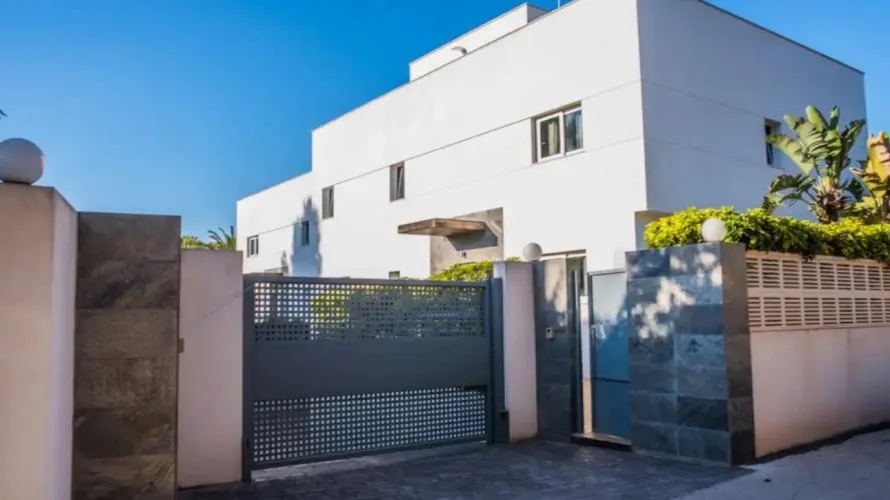 Villa de 4 chambres à Albir, Espagne No. 937 № 26