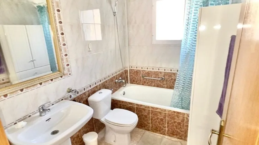 House de 3 chambres à Torrevieja, Spain No. 1263 № 13