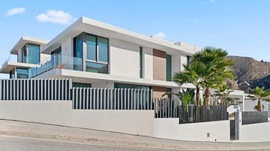 Villa de 4 chambres à Benidorm, Espagne No. 1328 № 27
