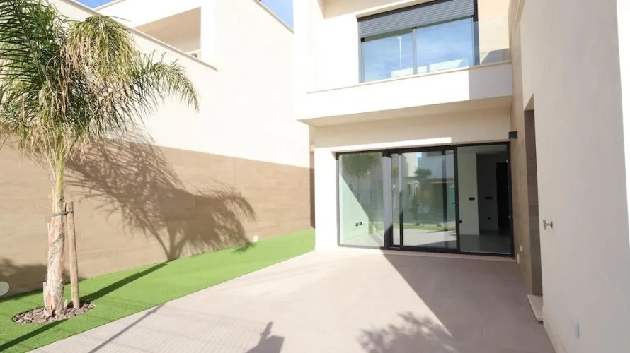 Apartment de 3 chambres à Los Alcazares, Espagne No. 1034