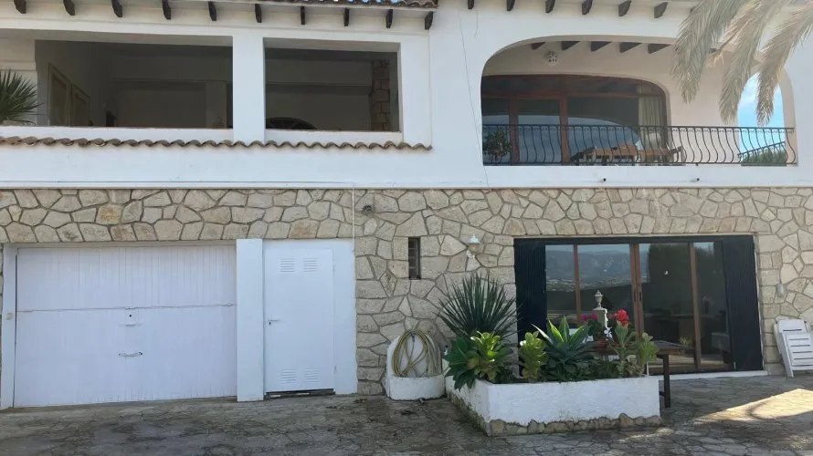 Villa de 4 chambres à Albir, Espagne No. 979 № 1