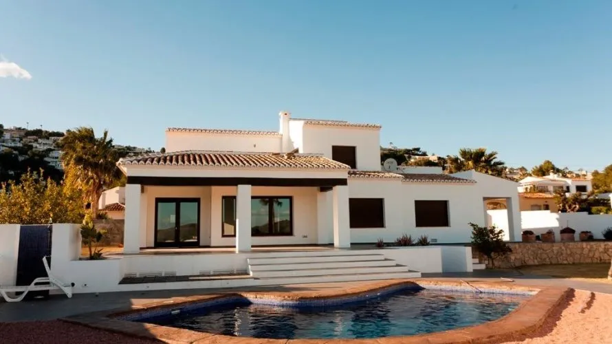 Villa de 4 chambres à Moraira, Espagne No. 1112