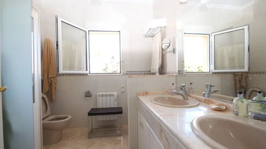 Villa de 5 chambres à Cabo Roig, Espagne No. 959 № 18