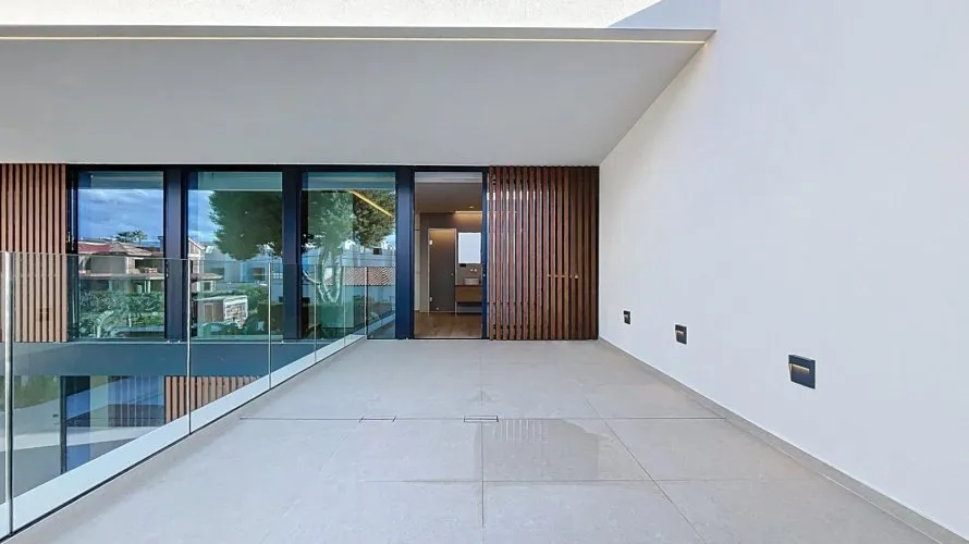 Villa de 3 chambres à Albir, Espagne No. 1133
