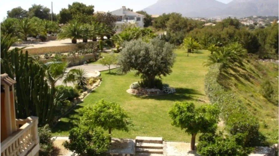 Villa de 5 chambres à L'Alfàs del Pi, Espagne No. 878 № 1