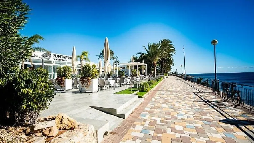 Villa de 4 chambres à Torrevieja, Espagne No. 841 № 13