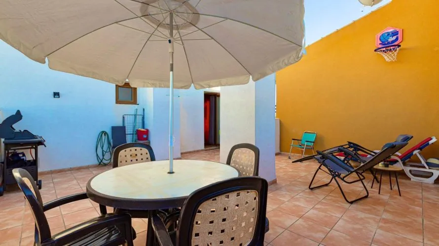 Apartment de 2 chambres à Torrevieja, Espagne No. 939 № 5