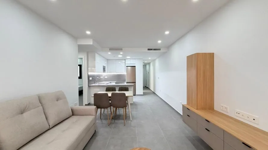 Apartment de 3 chambres à Torrevieja, Espagne No. 620 № 2
