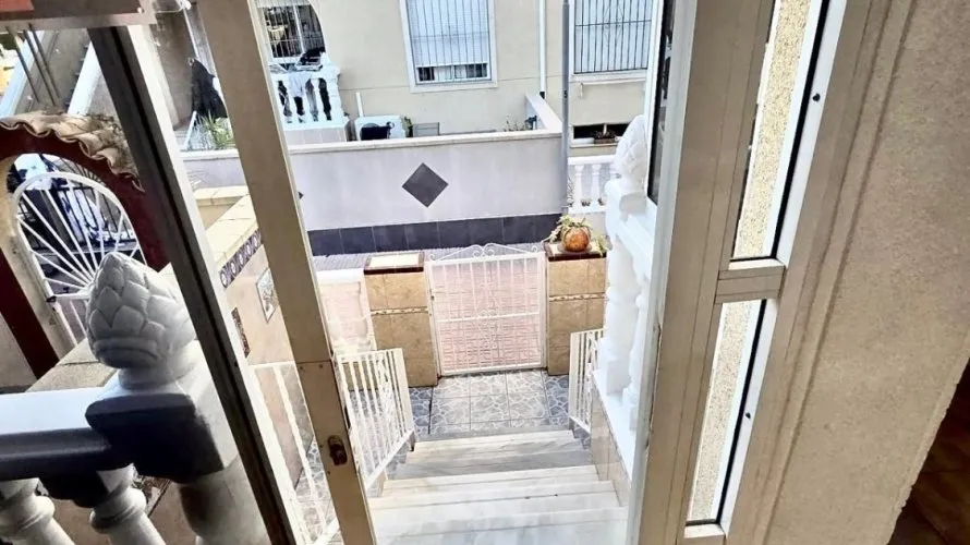 House de 3 chambres à Torrevieja, Spain No. 1263